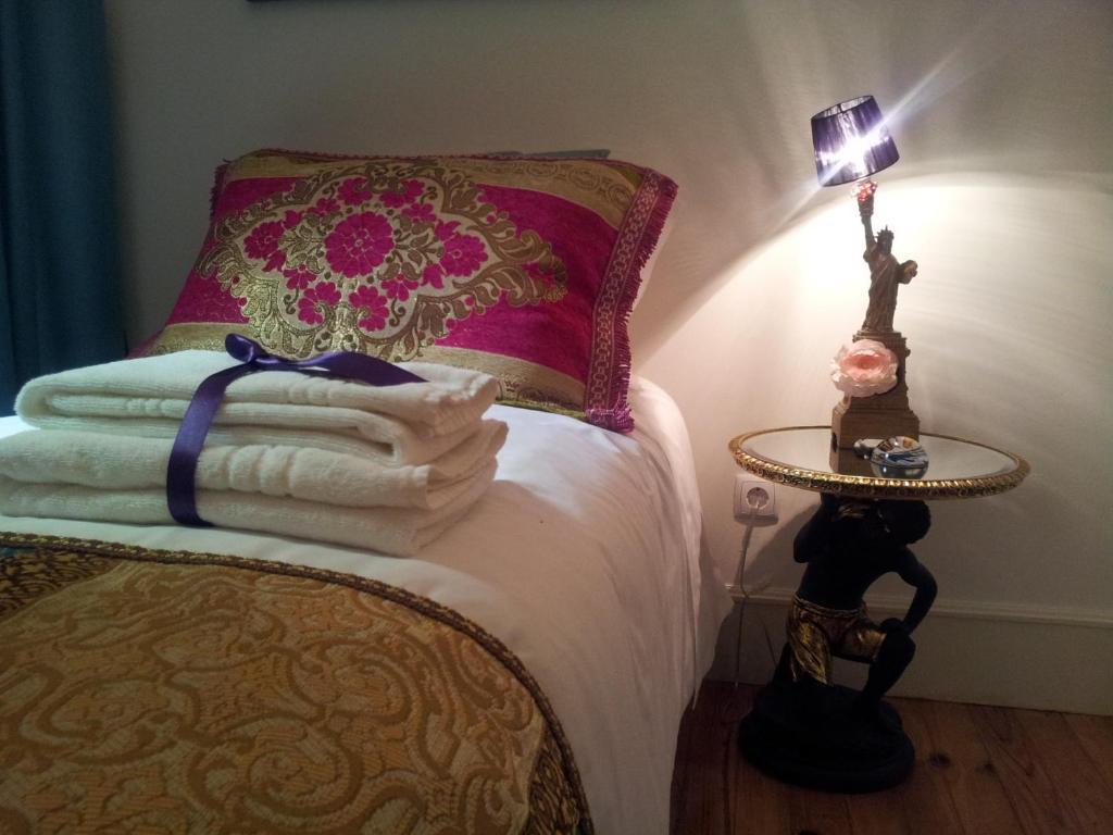 Whatever Art B&B Lisbon Room photo